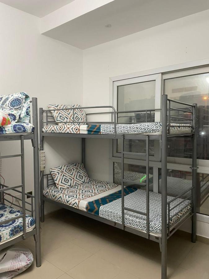 Brand New Boys Hostel 5 Min Walk From Burjuman Metro Station Exit-4 With All Brand New Furnishings & Free Facilities Dubai Ngoại thất bức ảnh